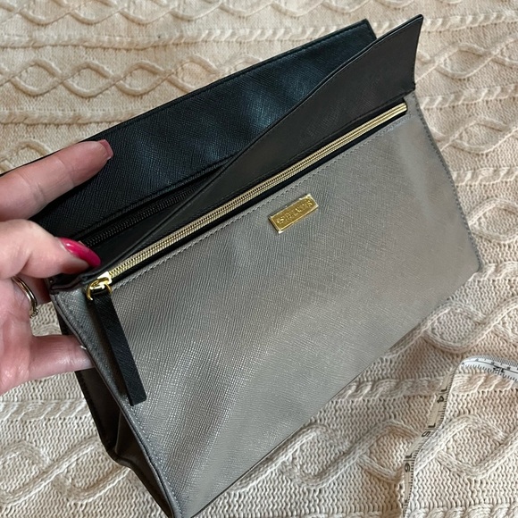 Estée Lauder Cosmetic Makeup Bag, Like New! Gray & black, Gold Zipper - Picture 2 of 12